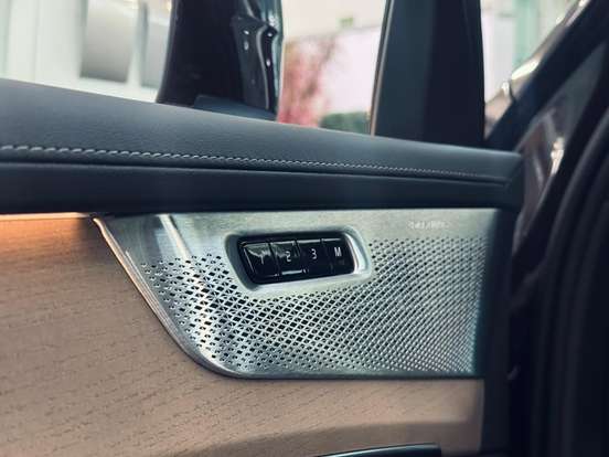 VOLVO-XC90-2026