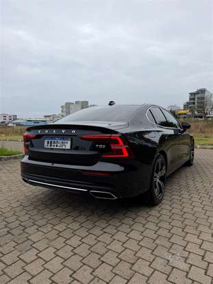VOLVO-S60-2019