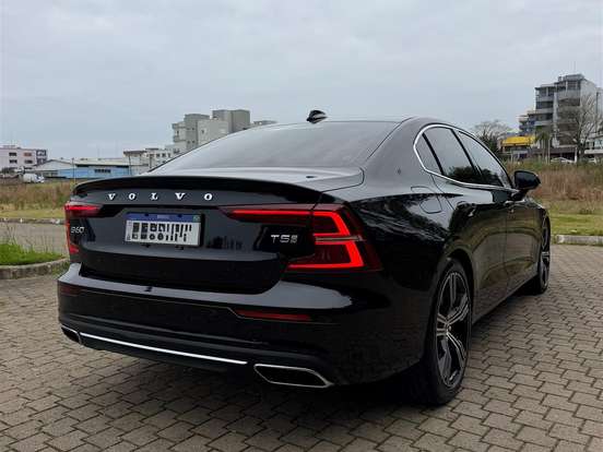 VOLVO-S60-2.0 T5 INSCRIPTION GASOLINA 4P AUTOMÁTICO VOLVO-S60-2019