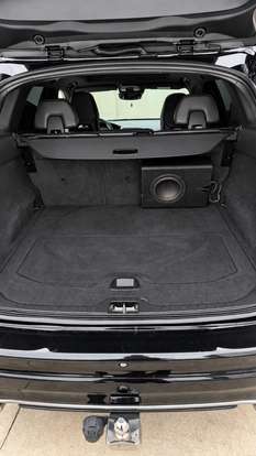 VOLVO-XC60-2016