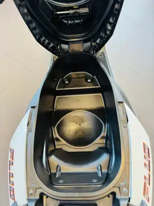 YAMAHA-FLUO 125 ABS-2023