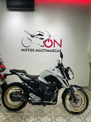 YAMAHA FZ25 FAZER ABS 