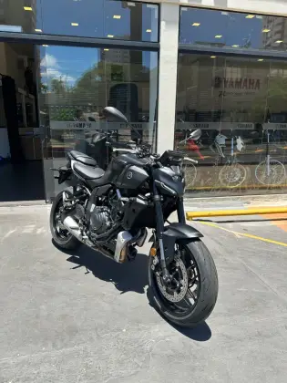 YAMAHA MT-07 CONNECTED ABS 
