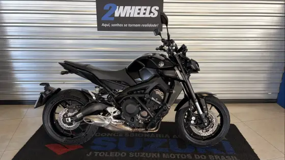 YAMAHA MT-09 