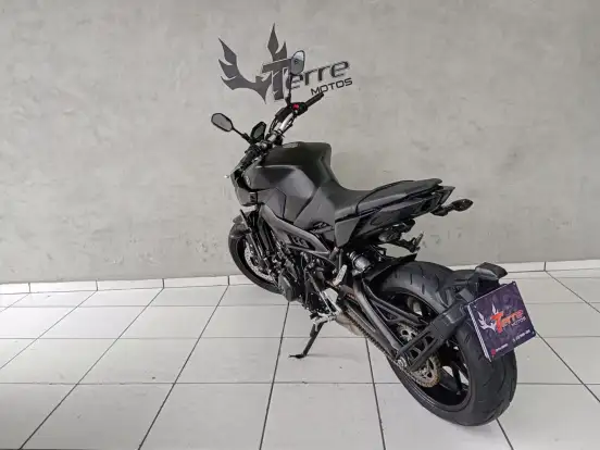 YAMAHA-MT-09 YAMAHA-MT-09-2023