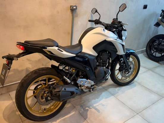 YAMAHA-FZ25 FAZER CONNECTED ABS YAMAHA-FZ25 FAZER CONNECTED ABS-2025