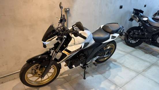 YAMAHA-FZ25 FAZER CONNECTED ABS-2025
