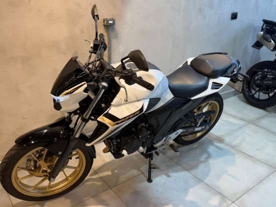 YAMAHA-FZ25 FAZER CONNECTED ABS YAMAHA-FZ25 FAZER CONNECTED ABS-2025