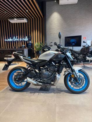 YAMAHA MT-07 CONNECTED ABS 