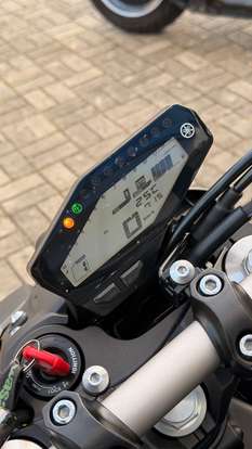 YAMAHA-MT-09-2024