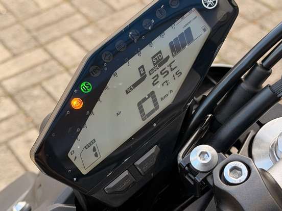 YAMAHA-MT-09 YAMAHA-MT-09-2024