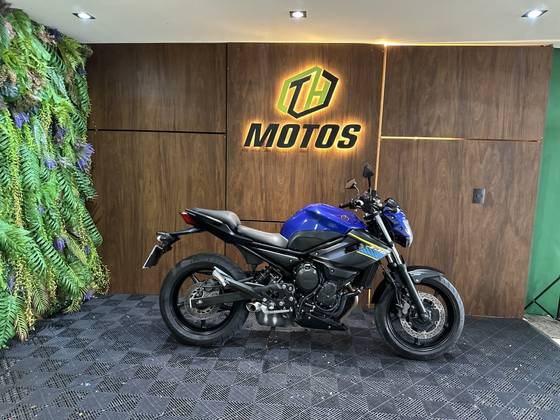 YAMAHA XJ6 N ABS 