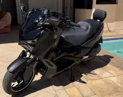 YAMAHA XMAX 250 CONNECTED ABS YAMAHA XMAX 250 CONNECTED ABS
