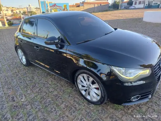 AUDI-A1-2013