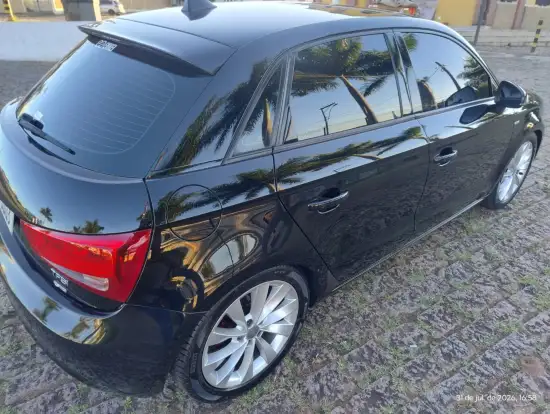 AUDI-A1-2013