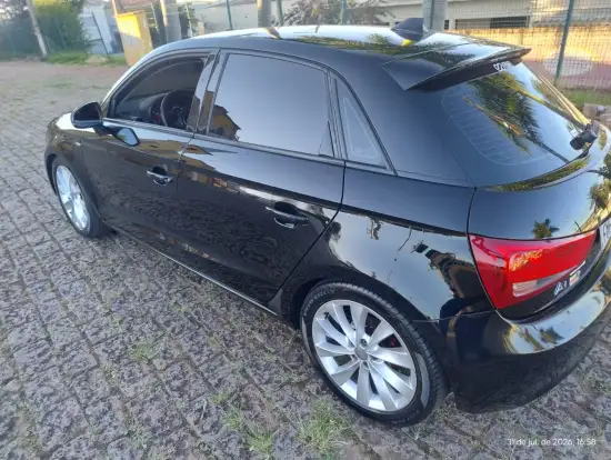 AUDI-A1-2013