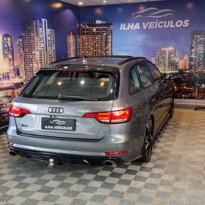 AUDI-A4-2016