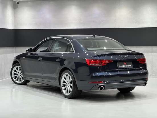 AUDI-A4-2.0 TFSI AMBIENTE GASOLINA 4P S TRONIC AUDI-A4-2017