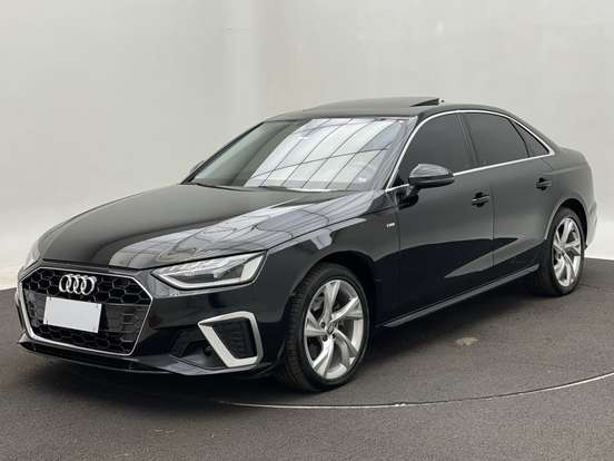 AUDI-A4-2020