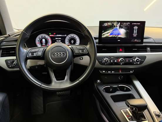 AUDI-A4-2022