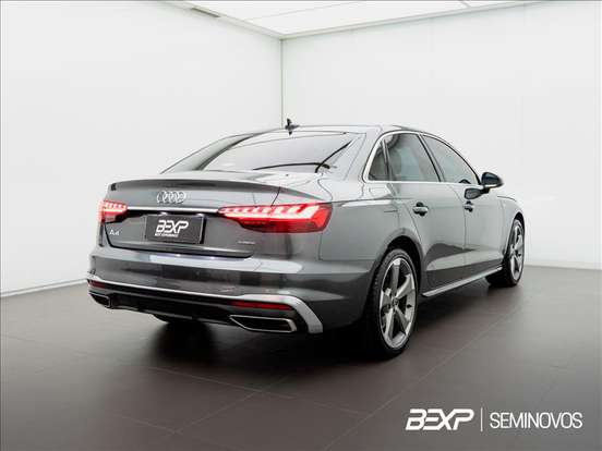 AUDI-A4-2024