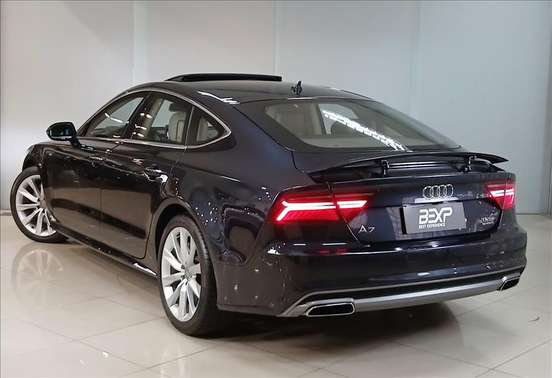 AUDI-A7-2015