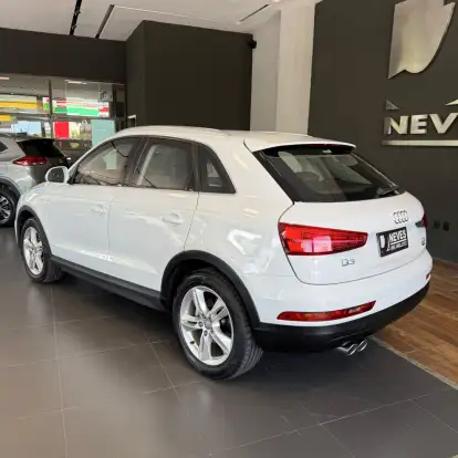 AUDI-Q3-2015