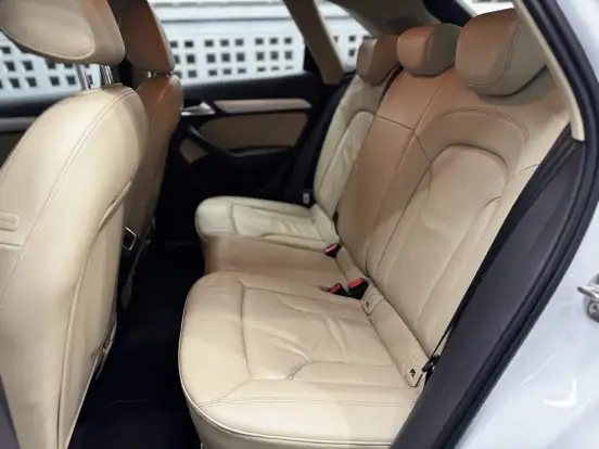 AUDI-Q3-2015