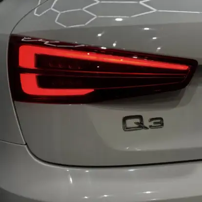 AUDI-Q3-2015
