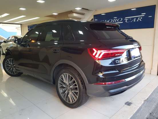 AUDI-Q3-2019
