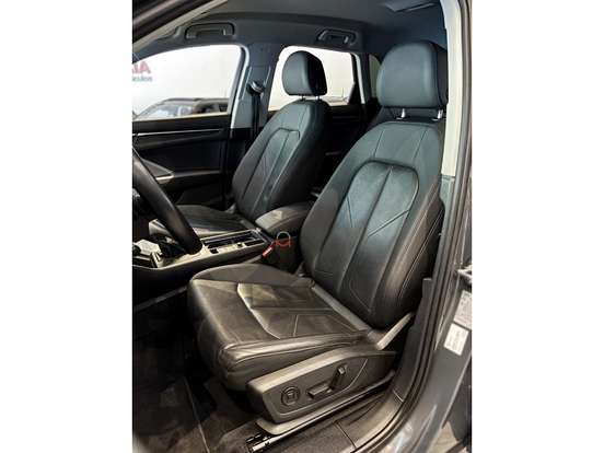 AUDI-Q3-1.4 35 TFSI GASOLINA PRESTIGE PLUS S TRONIC AUDI-Q3-2021