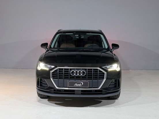 AUDI-Q3-2020