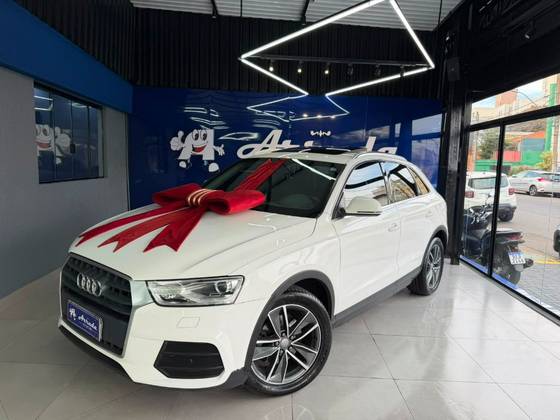 AUDI Q3 1.4 TFSI AMBIENTE FLEX 4P S TRONIC