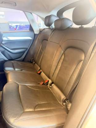 AUDI-Q3-2017