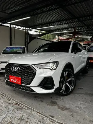 AUDI Q3 2.0 40 TFSI GASOLINA PERFORMANCE BLACK PLUS QUATTRO TIPTRONIC