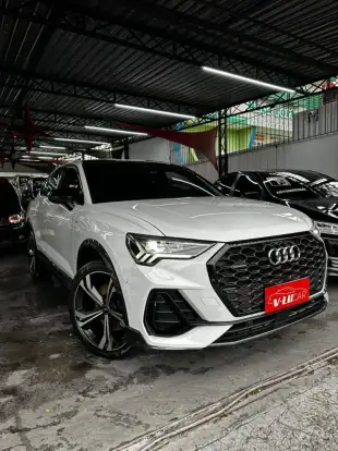 AUDI-Q3-2023