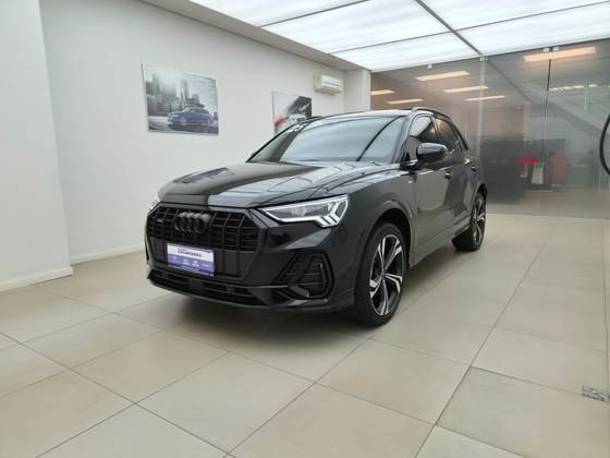 AUDI Q3 2.0 40 TFSI GASOLINA PERFORMANCE BLACK PLUS QUATTRO TIPTRONIC