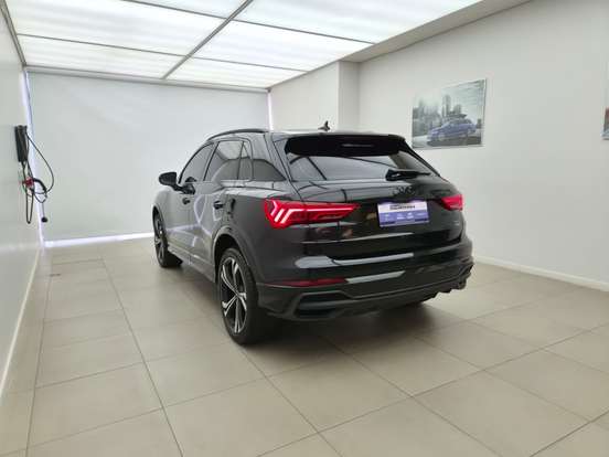 AUDI-Q3-2024