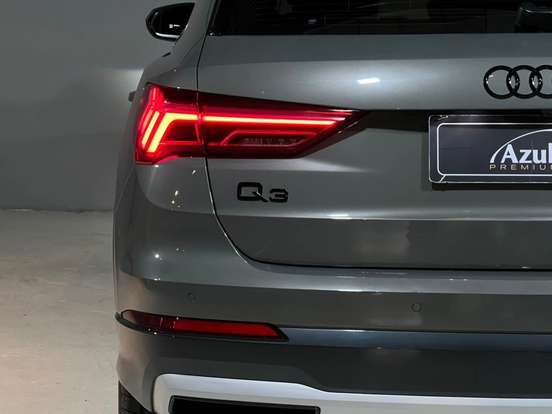 AUDI-Q3-2.0 40 TFSI GASOLINA PERFORMANCE BLACK QUATTRO TIPTRONIC AUDI-Q3-2022