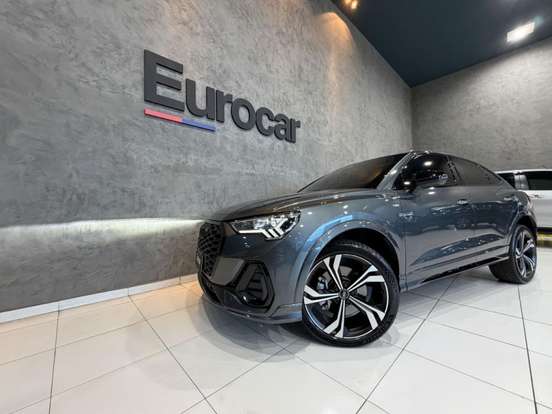 AUDI-Q3-2024