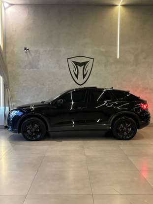 AUDI-Q3-2023