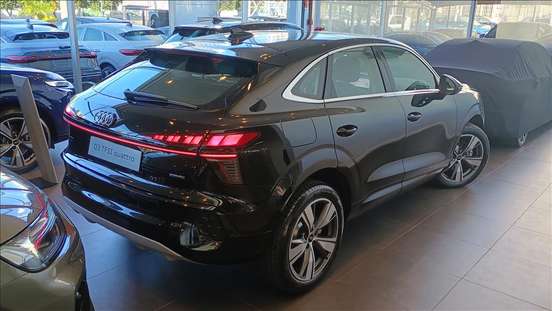 AUDI-Q3-2026