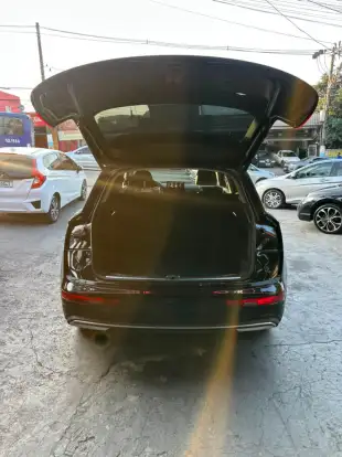 AUDI-Q5-2021