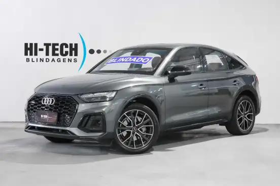 AUDI-Q5-2021