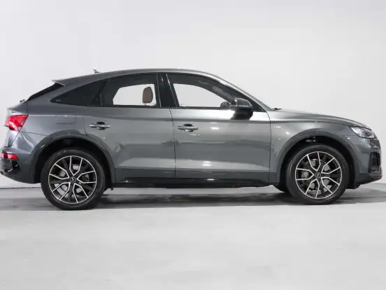AUDI-Q5-2.0 45 TFSI GASOLINA SPORTBACK S LINE BLACK QUATTRO S TRONIC AUDI-Q5-2021