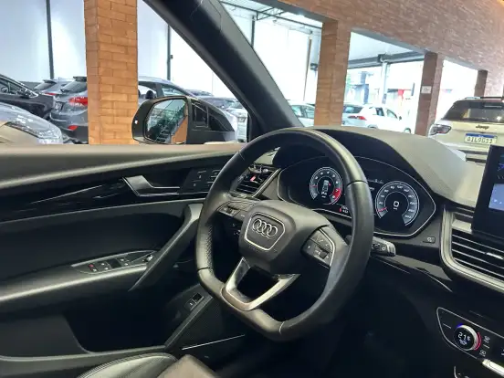 AUDI-Q5-2.0 45 TFSI GASOLINA SPORTBACK S LINE BLACK QUATTRO S TRONIC AUDI-Q5-2021