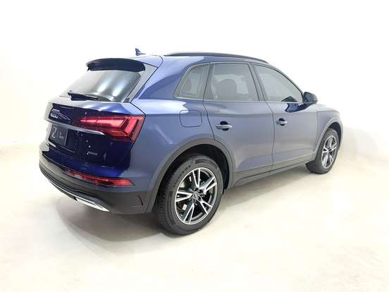 AUDI-Q5-2024