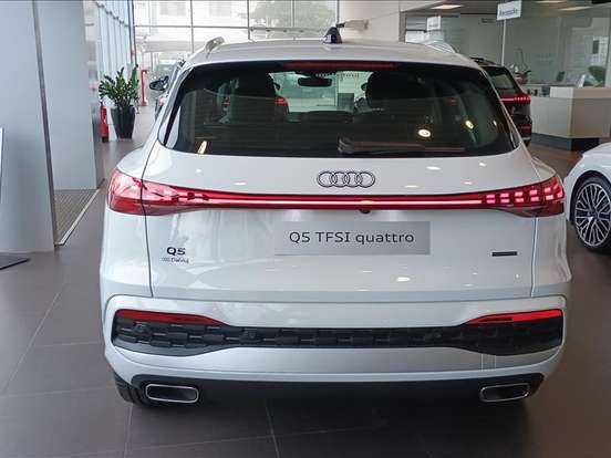 AUDI-Q5-2.0 TFSI GASOLINA ADVANCED QUATTRO S TRONIC AUDI-Q5-2025