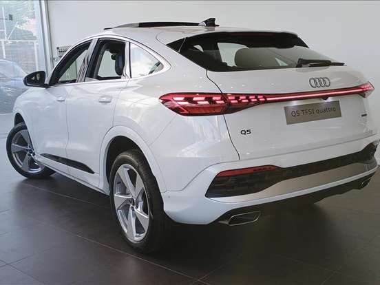 AUDI-Q5-2.0 TFSI GASOLINA SPORTBACK ADVANCED QUATTRO S TRONIC AUDI-Q5-2025
