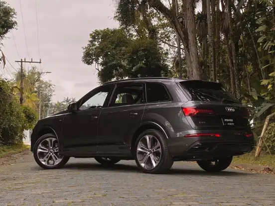 AUDI-Q7-3.0 55 TFSI GASOLINA PERFORMANCE QUATTRO TIPTRONIC AUDI-Q7-2022
